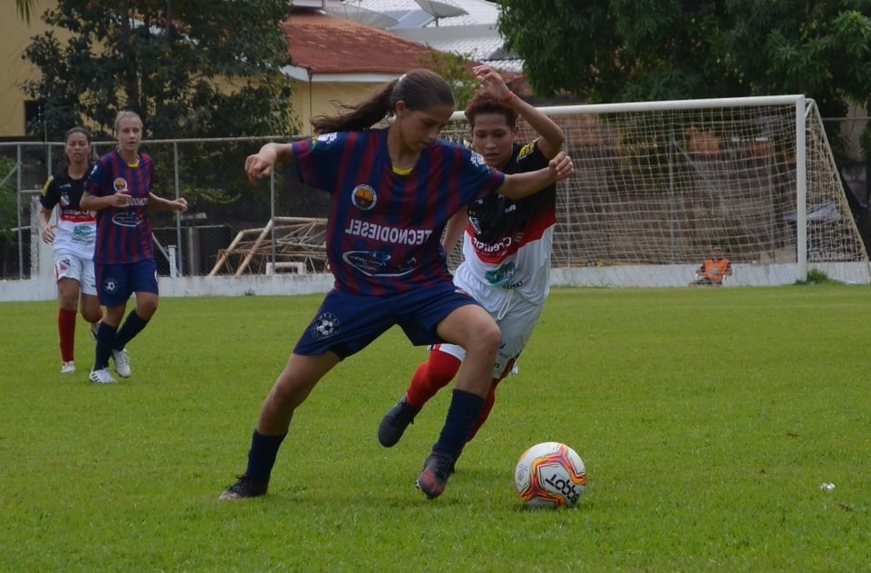 CBF adia início das séries A2 e A3 do Brasileiro Feminino; coordenadora do  Barcelona de Vilhena avalia que decisão gera ônus aos clubes - Folha do Sul  Online