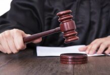 Banco é condenado a devolver em dobro e indenizar aposentada por empréstimo fraudulento em RO