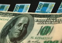Dólar bate recorde histórico; real perde poder de compra