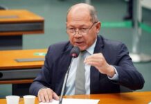 Coronel Chrisóstomo alerta: alta do dólar pode levar Petrobras a reajustar preços de combustíveis no início do ano