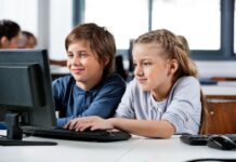 O impacto da tecnologia na aprendizagem: inovações e desafios na educação moderna