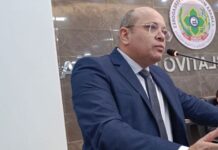 Durante discurso em sessão, Dr. Celso rebate críticas e anuncia benefícios angariados por vereadores em viagem à capital de RO