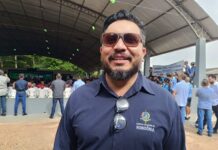 Prestigiando abertura oficial do ano letivo, secretário estadual garante que governo investiu R$ 27 milhões na Saúde em 2024 em Vilhena