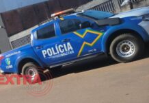 Colisão entre três veículos deixa motociclista ferido em Vilhena