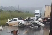 VÍDEO: Colisão entre veículos interdita BR-364 próximo a Vilhena