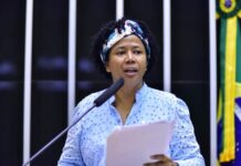 Sílvia Cristina ressalta que inclusão das pessoas autistas e fim do preconceito devem ser prioridades