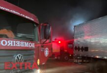 Corpo de Bombeiros é acionado em princípio de incêndio em loja de insulfilm no pátio de posto de combustíveis em Vilhena