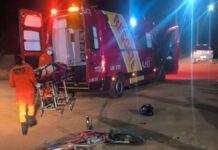 Motociclista fica gravemente ferido em colisão com carro em Vilhena