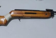 Homem é preso com arma modificada e crack em residência no bairro BNH em Vilhena