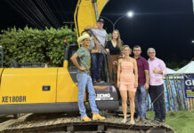 Máquina PC é entregue em Rio Crespo por emenda parlamentar de Lebrinha