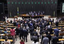 Câmara dos Deputados aprova regime de urgência para a Anistia do 8 de Janeiro