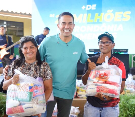 Eyder Brasil realiza 4ª edição do Cidadania no Bairro com mais de mil atendimentos na Escola Ulisses Guimarães