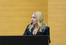 Ieda Chaves busca apoio da Sesau para destinar ambulância tipo C para Itapuã do Oeste