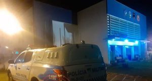 Homem é detido por desacato após ofender policiais durante patrulhamento em Vilhena