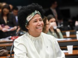 Sílvia Cristina leva curso de operador de trator e máquinas agrícolas a produtores de Alvorada do Oeste