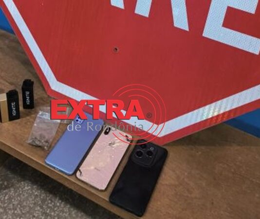 PM flagra uso de drogas e apreende placa de trânsito furtada em Vilhena