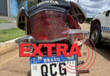 Jovem é preso com motoneta roubada e namorada trancada em quarto sem ventilação em Vilhena