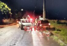 Mulher é detida após colisão traseira, fuga do local e suspeita de embriaguez ao volante em Vilhena
