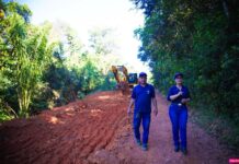 Rosangela Donadon acompanha obras de R$ 1 milhão para recuperação da Linha 115 Chafariz, Farinheira e São Lourenço em Vilhena