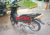 Motociclista que participava de carreata colide com carro no cruzamento das avenidas Curitiba e Presidente Nasser em Vilhena