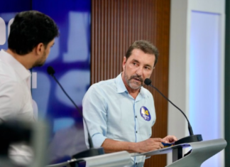 Hildon Chaves afirma que “leiloar CAERD, na semana da eleição, cheira muito mal”