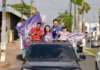 Nas ruas de Vilhena, Mariana Carvalho leva o trabalho já feito para perto do eleitor