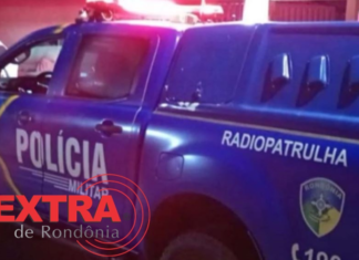 Carro cruza canteiro central na Avenida Paraná, atinge motocicleta e deixa dois feridos em Vilhena