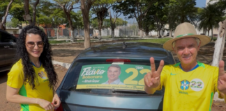 Senador Bagattoli promove adesivaço em apoio a Flávio Bolsonaro em Vilhena
