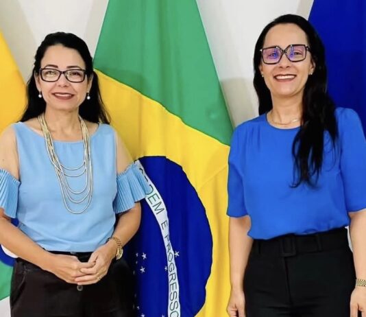 DIA DOS PROFESSORES: Rosangela Donadon homenageia profissionais que transformam a educação em Rondônia