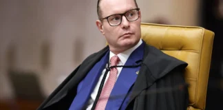 Ministro Zanin prorroga horário de votação em todo o Brasil para 19h, horário de Brasília